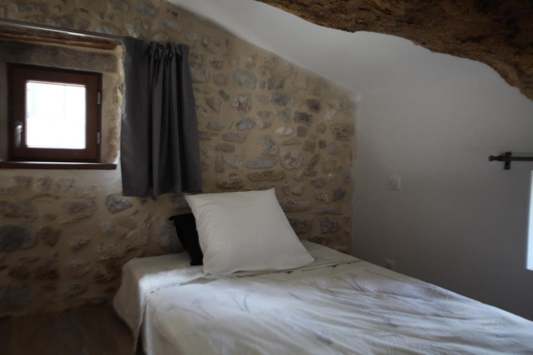Le Mas De La Coste Saint-Sauveur-de-Cruzieres ภายนอก รูปภาพ